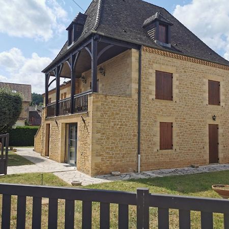 Logement Spacieux Rez-De-Chaussee, Jardin, Stationnement Devant, A 5 Minutes A Pied Du Centre De Sarlat Villa Exterior foto